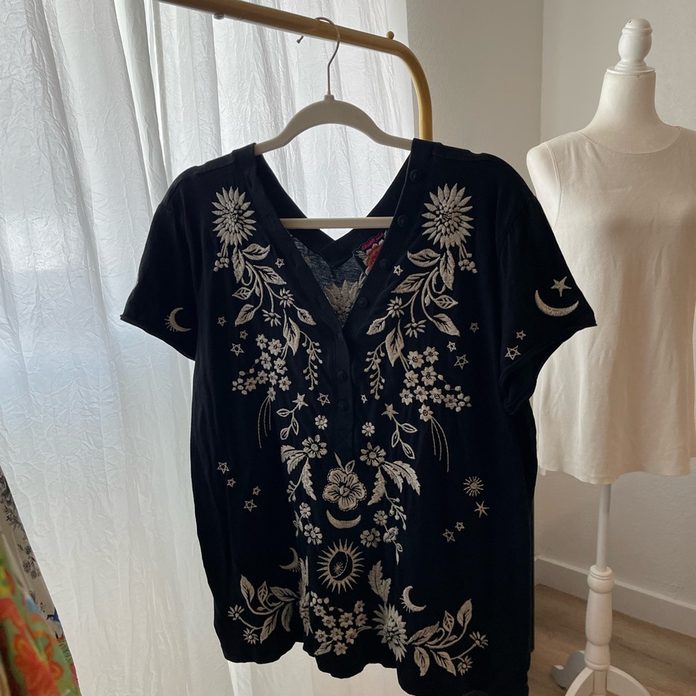 Johnny Was Black Shirt with Embroidery L